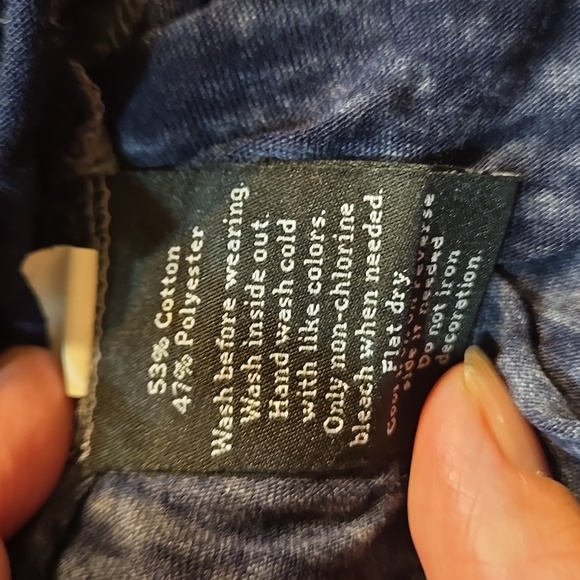 Star Wars Rock & Republic R2D2 Navy Blue Sheer Tissue Top - Medium - Picture 8 of 9